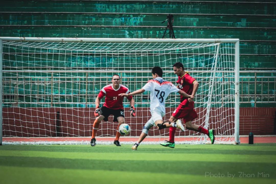 疫情下的这群国际学校学生：没有emo拒绝躺平