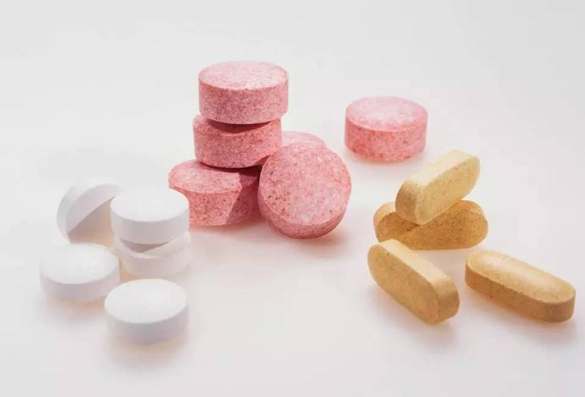 维生素b6，一旦缺乏有多可怕？提醒：皮肤出现几种异常，适当补充