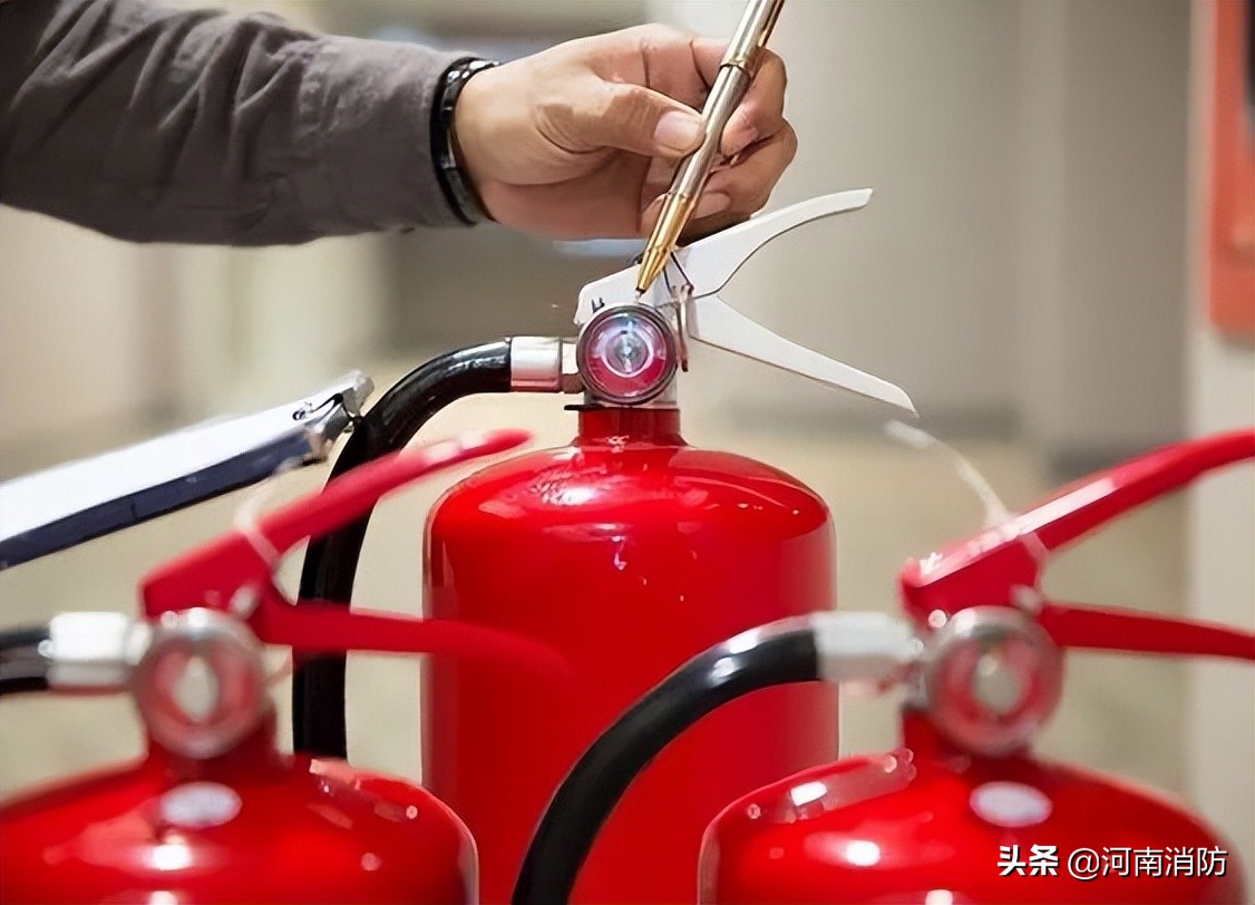 灭火器随意玩儿是违法的吗,灭火器随身携带违法吗