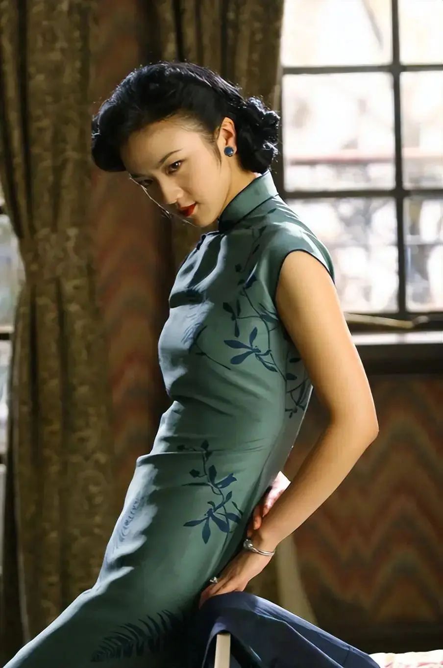 汤唯在韩国最新状况,韩国版汤唯现状