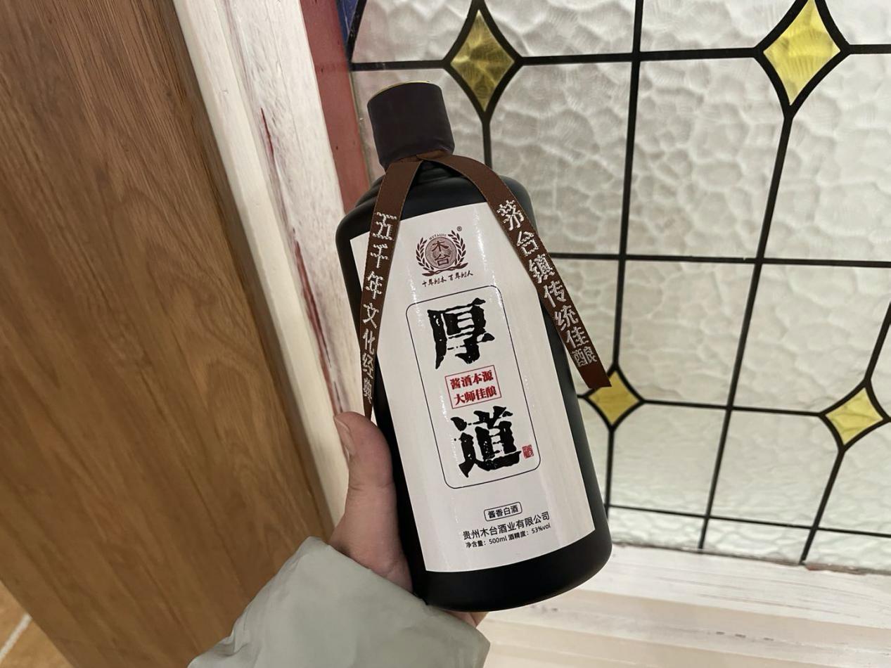 贵州人本地喝的酒,贵州本地人喝得好酱香酒