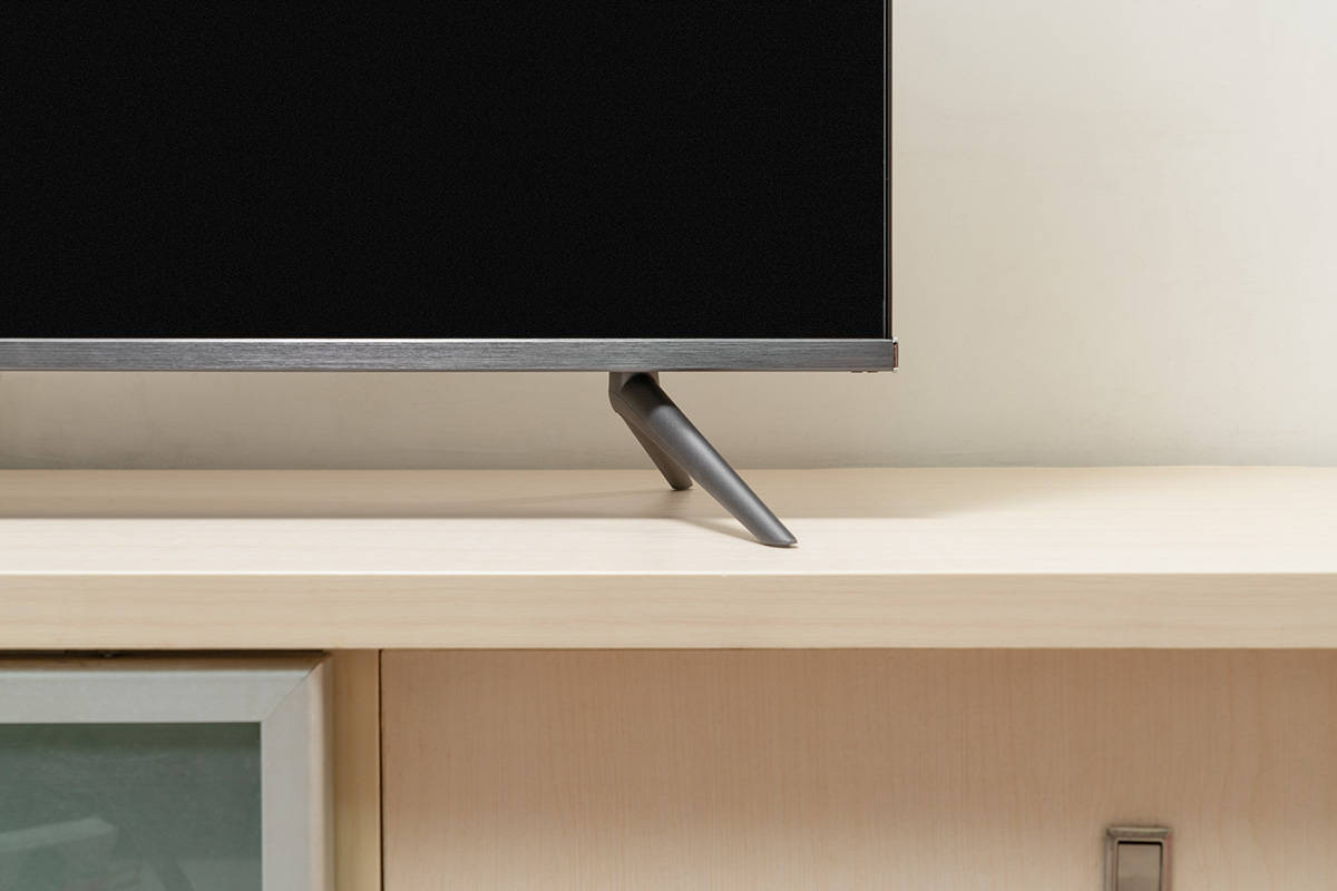 雷鸟鹏655寸4K游戏电视评测,雷鸟55寸曲面电视测评