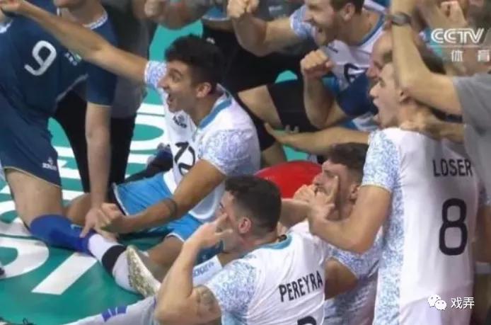 为什么眯眯眼要被骂,为什么有人眯眯眼