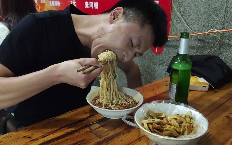 经常放屁，可能是身体的“疾病信号”！5个原因，别不当回事！