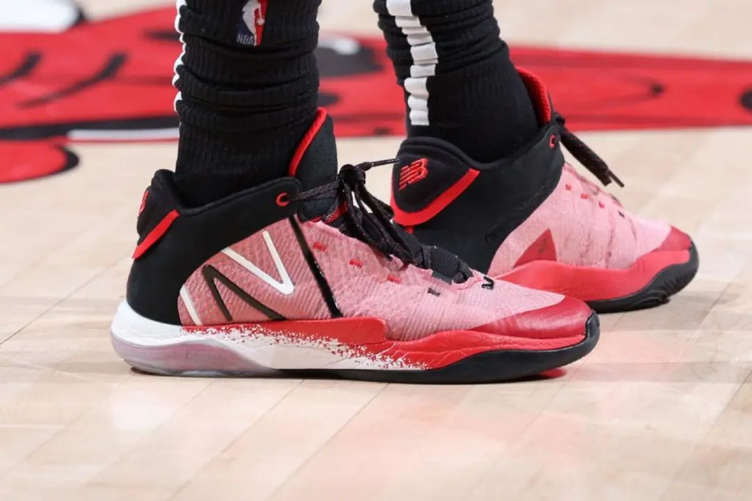 nba球星上脚球鞋2022排名,nba季后赛上脚