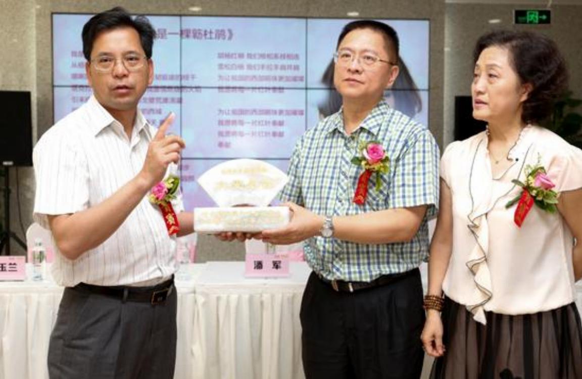 姚贝娜为何不接受化疗,姚贝娜是先手术还是先化疗