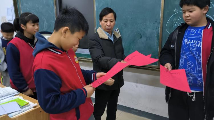 小学第十三周工作简报美篇,小学学校二月份工作简报