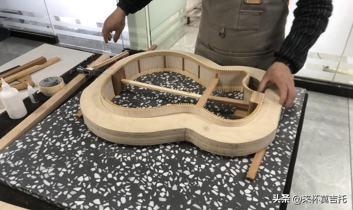 适合初学的blues吉他,吉他新曲基础入门