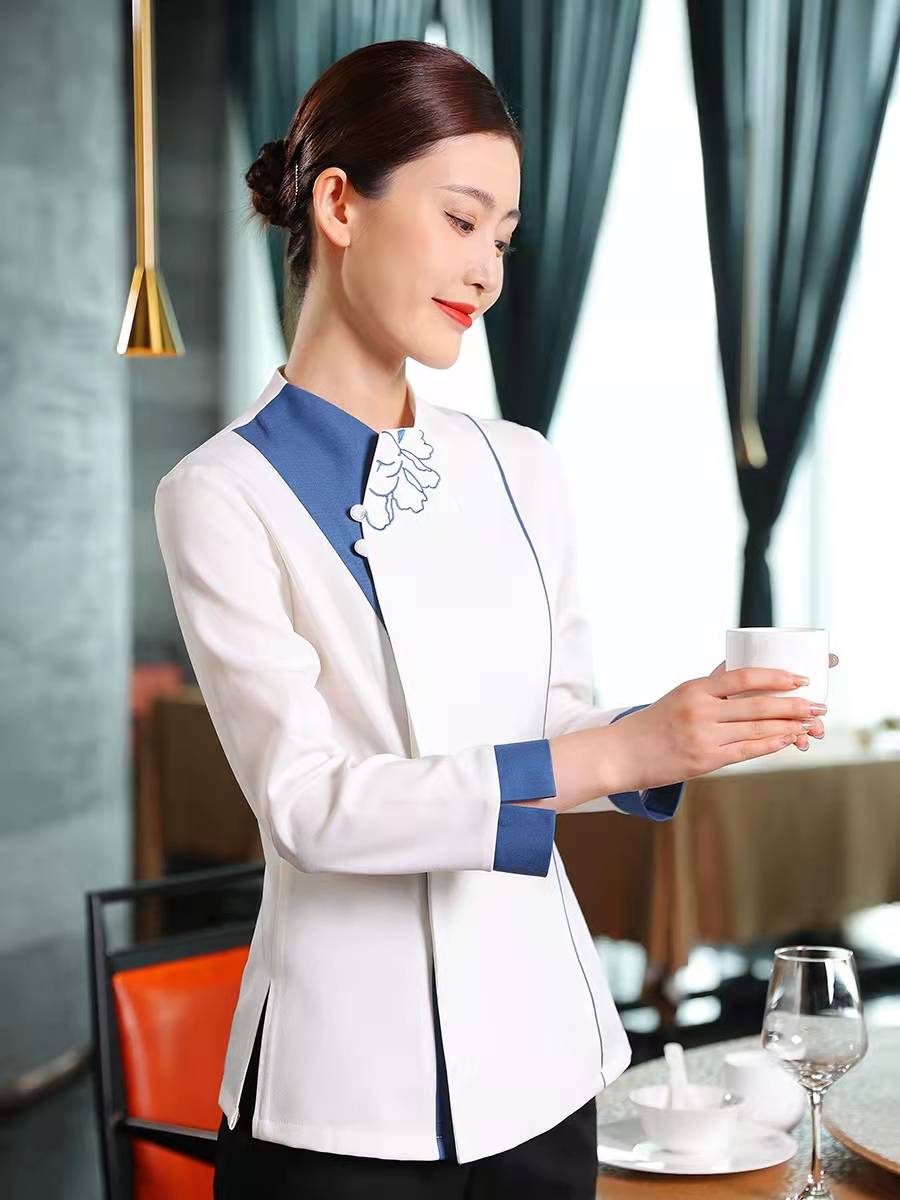 酒店工作服条纹,工作服内卷到什么程度了