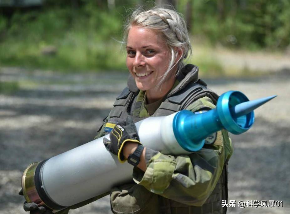 俄罗斯贫铀穿甲弹脏弹,贫铀穿甲弹乌克兰