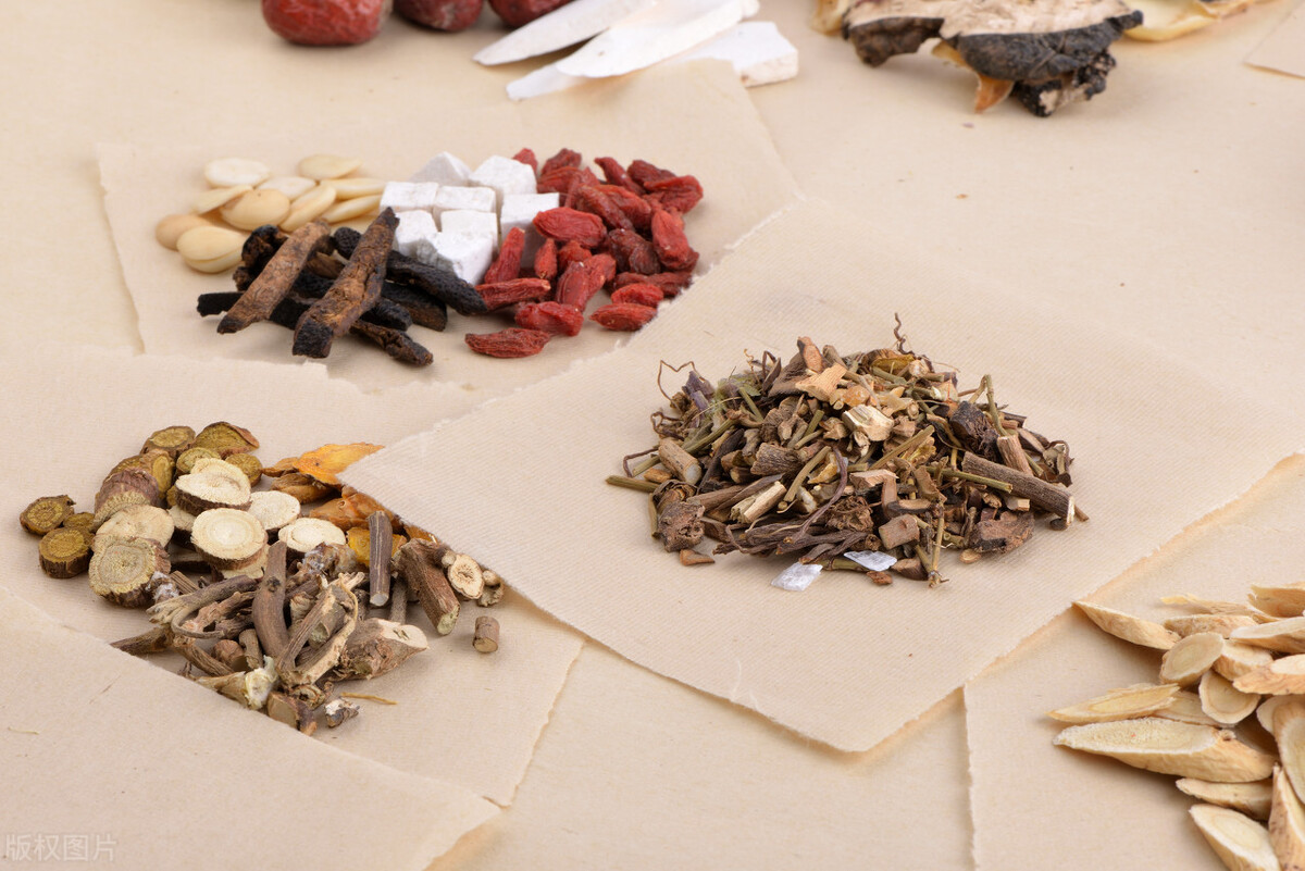 子宫腺肌瘤喝中药能消吗,查出子宫腺肌症