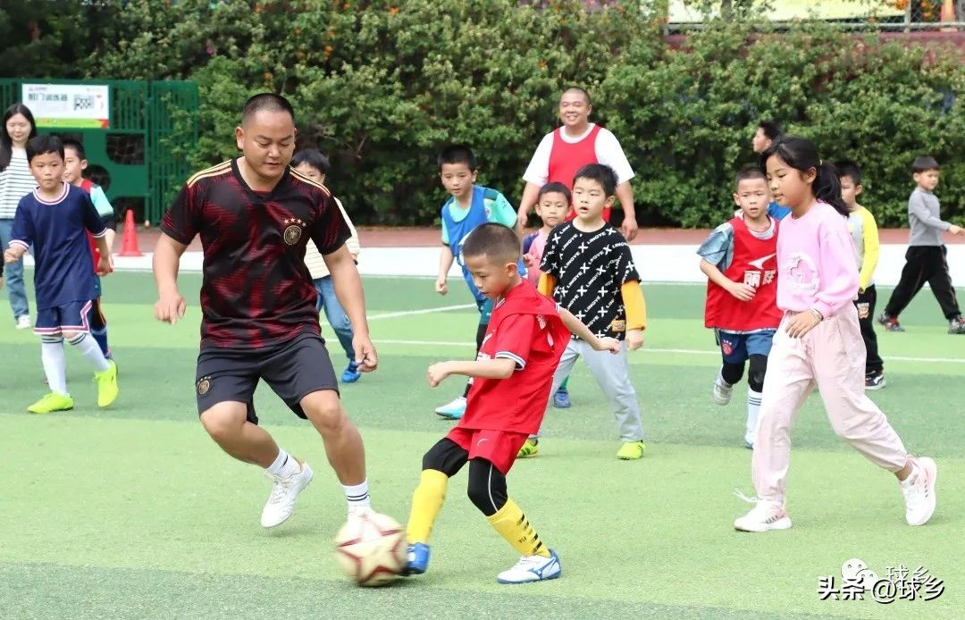 蹇箰瓒崇悆鍏泭浜插瓙娲诲姩,蹇箰瓒崇悆浜插瓙娲诲姩