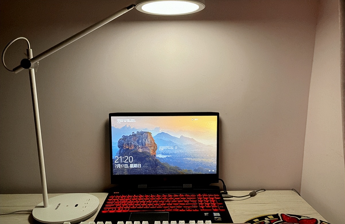 学生用的护眼灯什么牌子比较好,led护眼灯选什么光的比较好