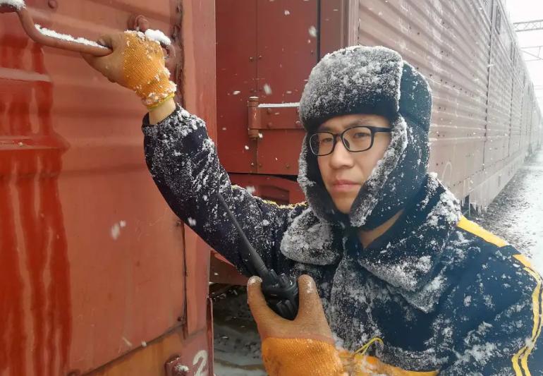 铁路局春招这三类学生很有优势,铁路局春招什么时候开始呢