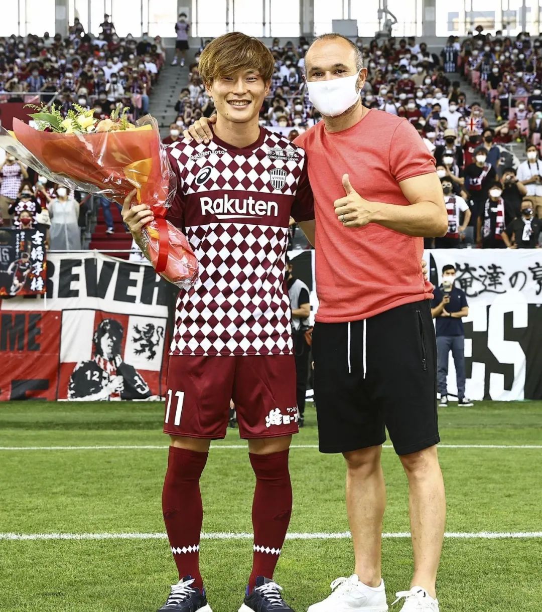 神户胜利船伊涅斯塔集锦,伊涅斯塔加盟神户胜利船年薪