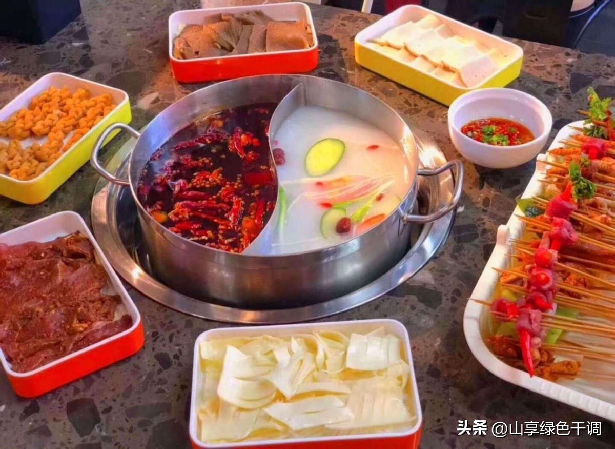 自助小火锅创业开店技巧,想创业做自助旋转小火锅