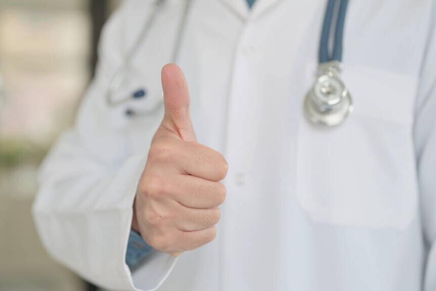 脚气很痒越挠越舒服是脚气吗,脚气越抹药膏越痒怎么回事