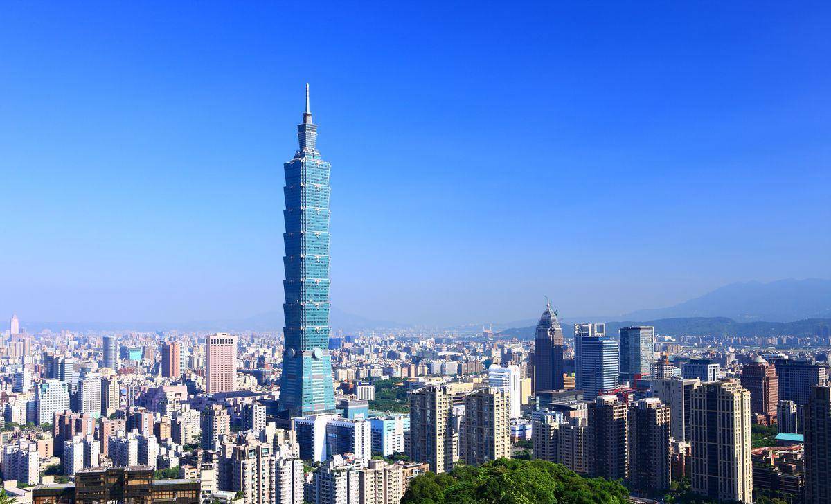 台湾人第一次来大陆，小姐姐自嘲是乡巴佬，直言：此生不悔入华夏