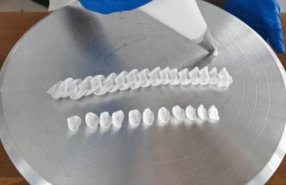 蛋糕渐变用什么裱花嘴,做蛋糕裱花嘴最实用的是哪种