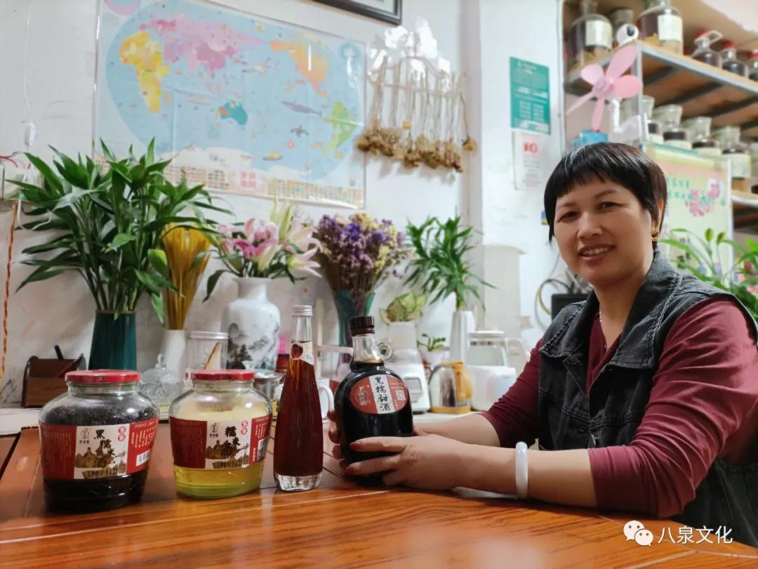 韶关翁城县美食,韶关翁源翁城客家特产双蒸地窖酒