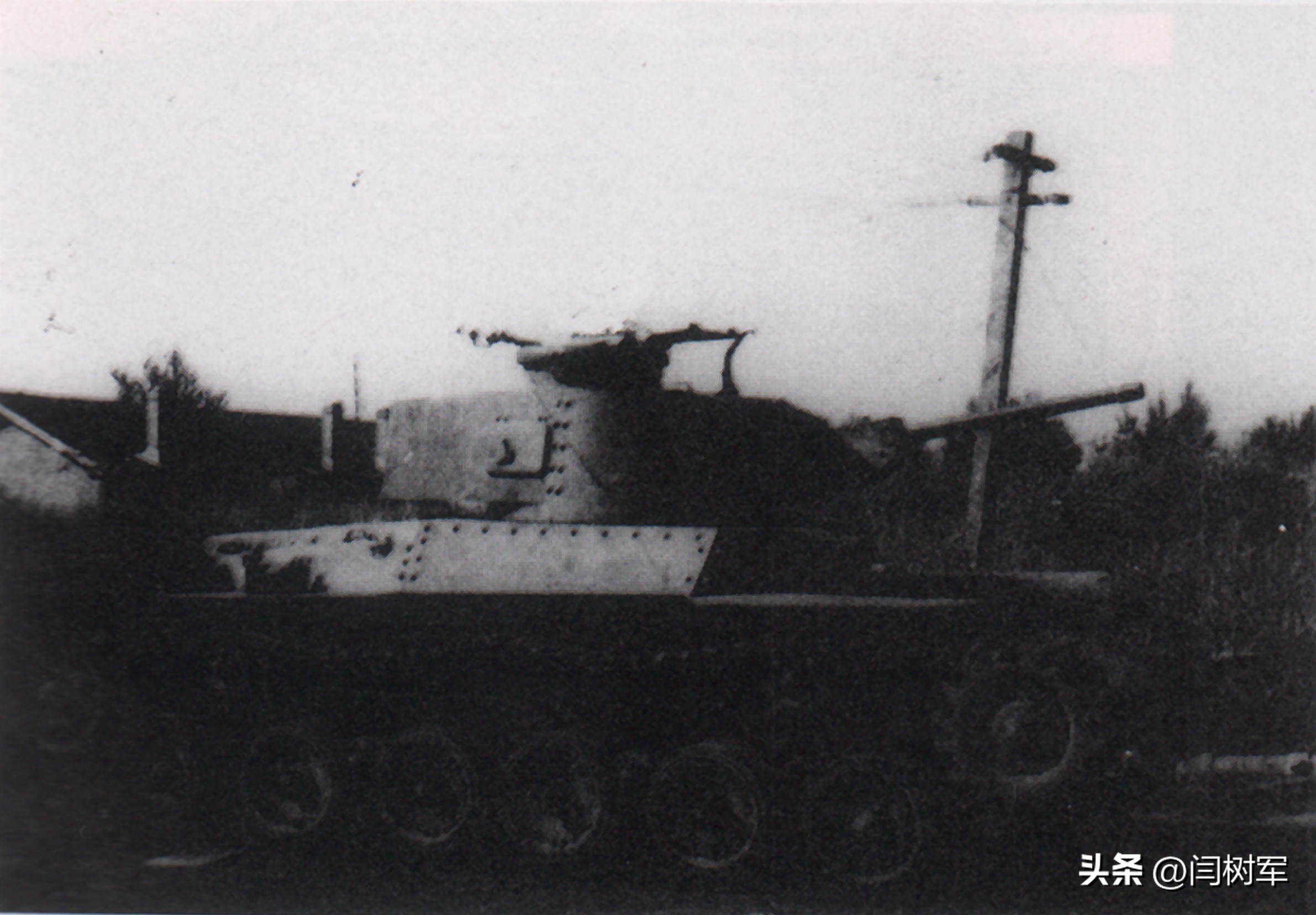 “偷坦克”打锦州，“功臣号”参加开国大典，抗美援朝干英军王牌