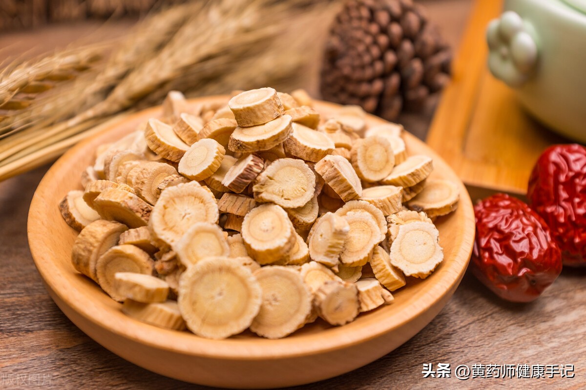 黄芪黄精白术枸杞泡水喝的功效,枸杞西洋参黄芪黄精是什么药方