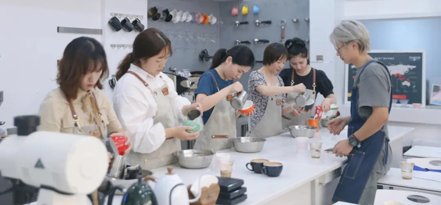 蛋糕培训班学费一般要多少钱莆田,蛋糕培训班学费一般要多少钱苏州