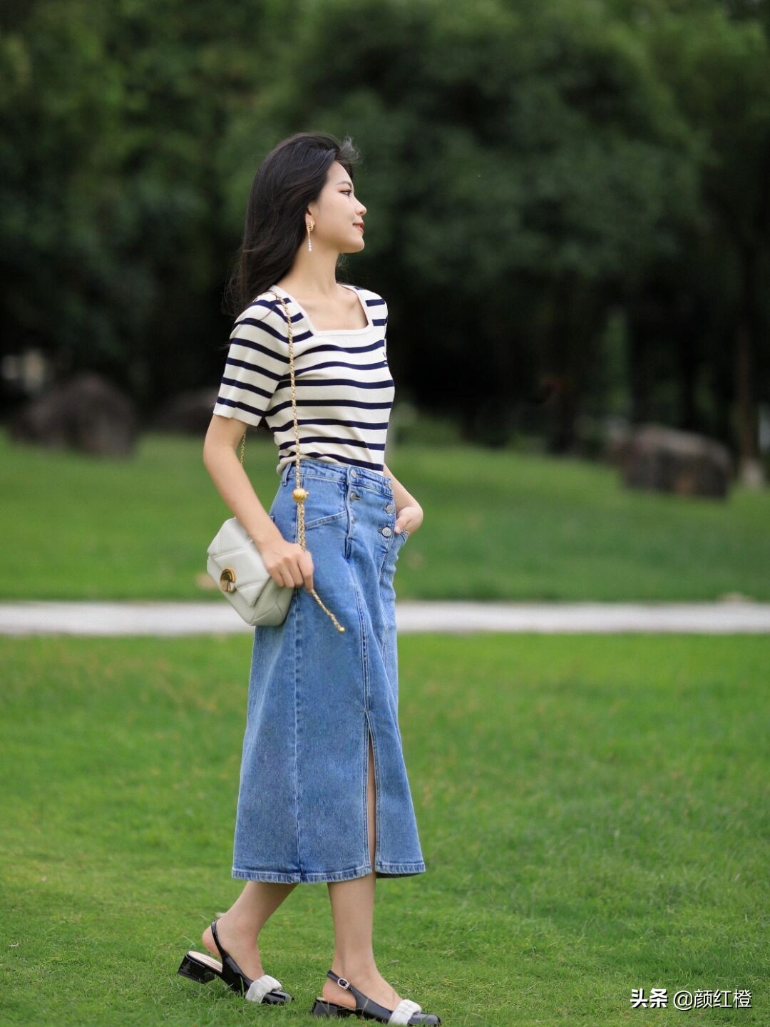 条纹针织衫街拍搭配,条纹针织衫怎么穿搭