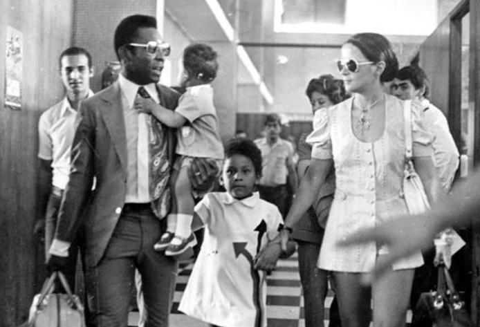 球王贝利的传奇一生英语版,球王贝利第一次参加世界杯