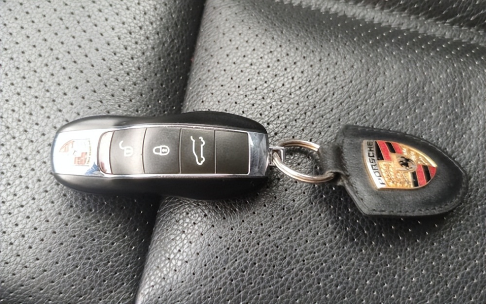 几万块老款卡宴,老卡宴几万块