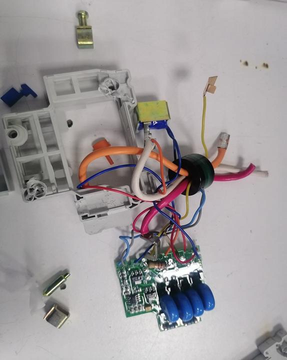 漏电保护器价格,智能漏电保护器