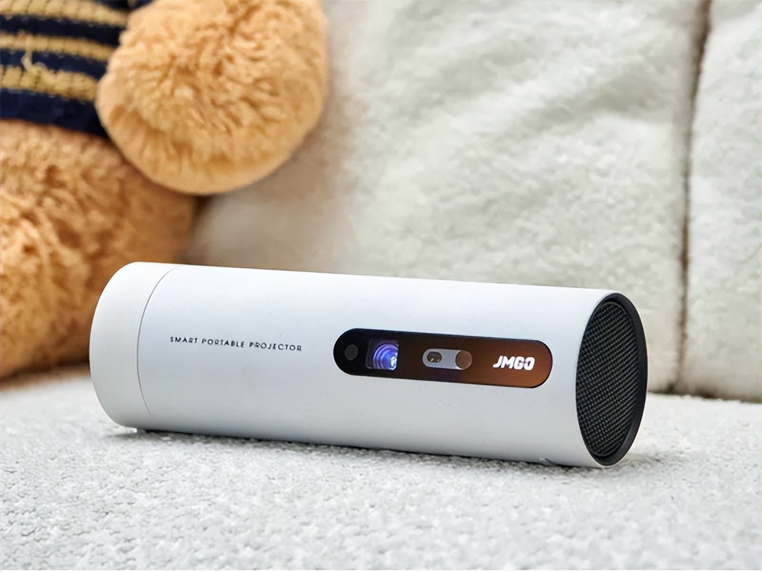 目前口碑最好的投影仪品牌,国产投影仪哪个牌子最好最实惠