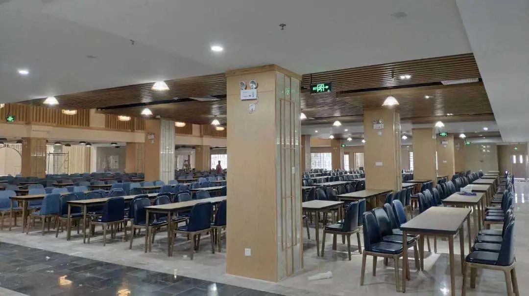 学校饭堂餐桌椅,学校食堂餐桌椅定做