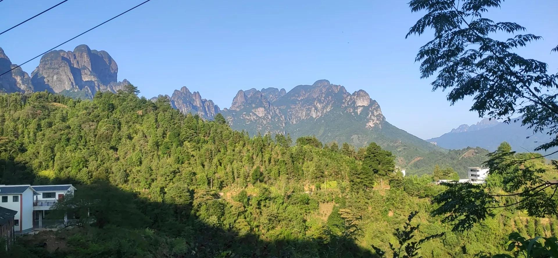 金秀六巷挂壁公路怎么走,航拍金秀六巷乡挂壁公路