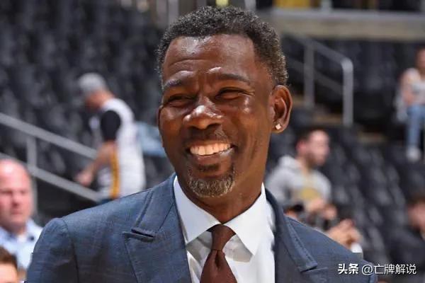 迈克尔芬利和乔丹单挑,18岁的芬利单挑巅峰的乔丹现状