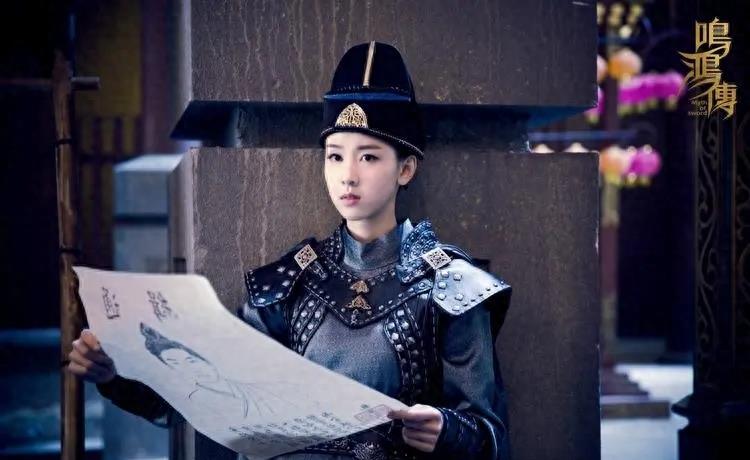 陈都灵蓝发人鱼公主,陈都灵红唇大波浪