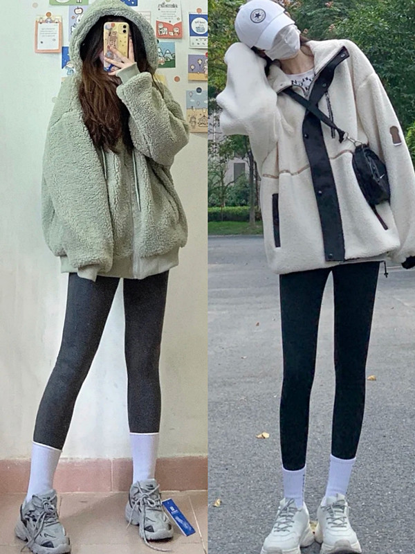 冬季裤穿搭街拍,喇叭牛仔裤怎么穿搭街拍