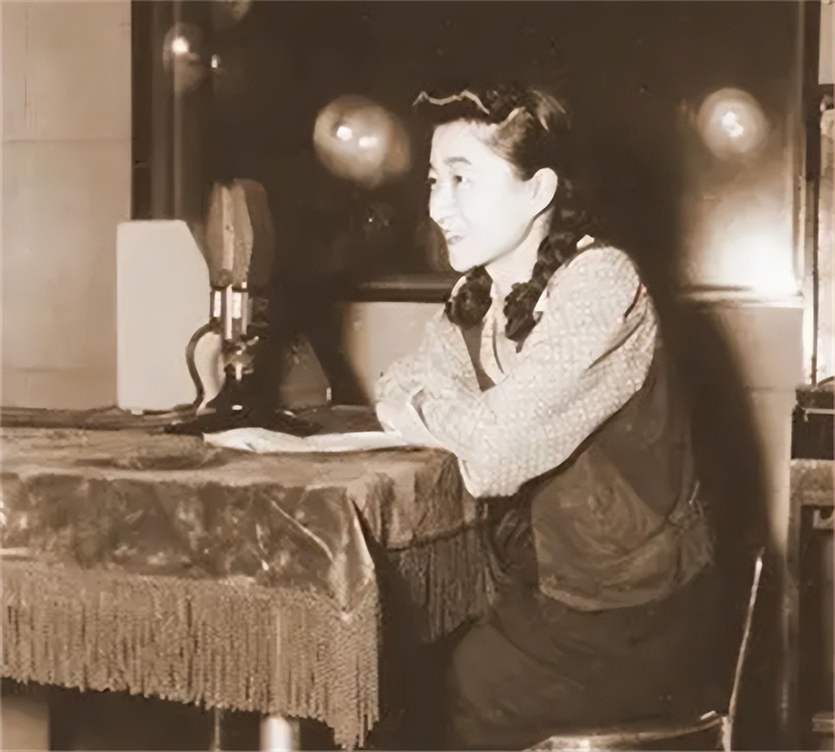 太平洋妖妇：那个让无数美国大兵神魂颠倒的女人