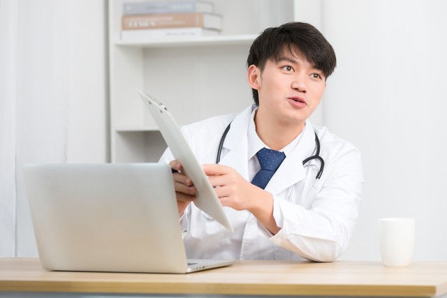 学医选普通211好还是选医学院校好,学医选211综合类大学还是医科大学