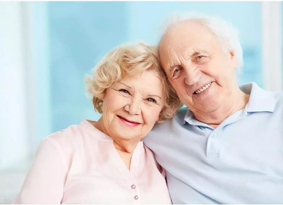 老年夫妻同住有什么益处,老年夫妻相处有什么好处