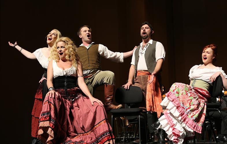 卡门中有哪些歌曲,卡门属于什么风格