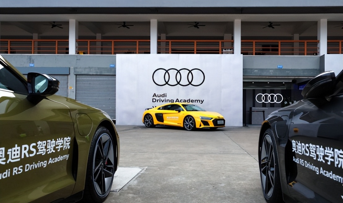 奥迪r8v10,奥迪r8v10王牌竞速