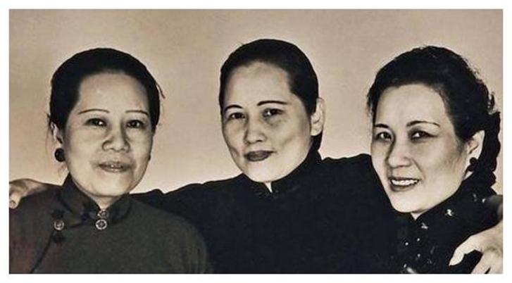 中国第一位留美女性，宋家王朝话事人，为敛财无所不用其极