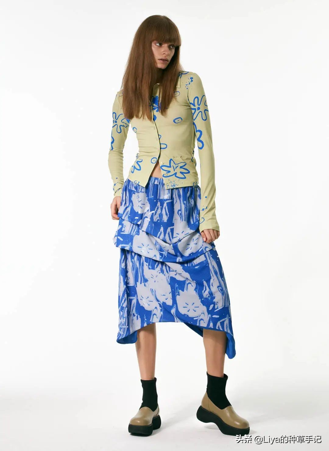 被问爆的街拍穿搭,穿对这3款裙子真心显瘦还美腻