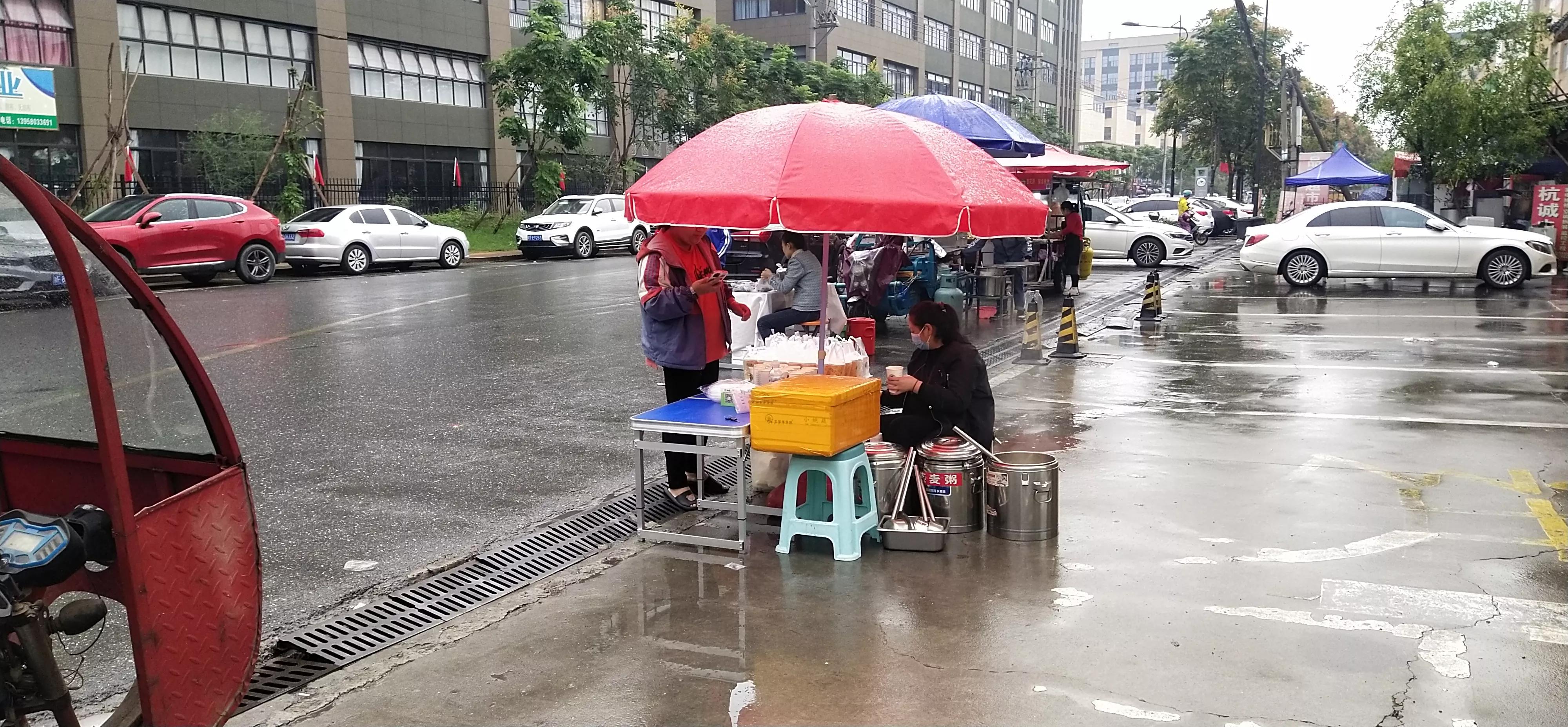 摆地摊月入5万的诀窍,摆地摊月入上万的方法