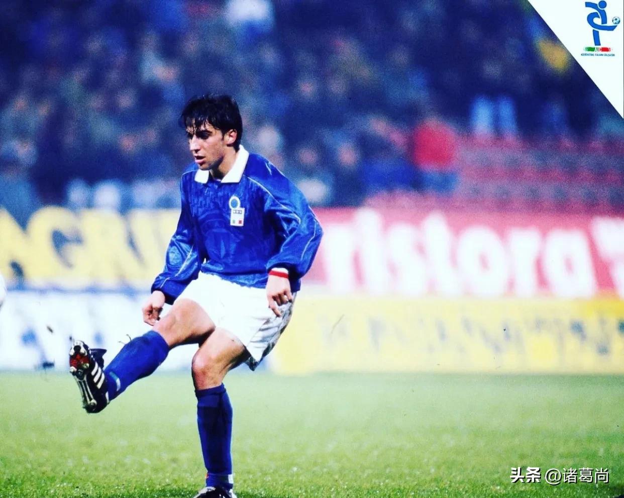 意大利90年代球员,90年代意大利国家队队服