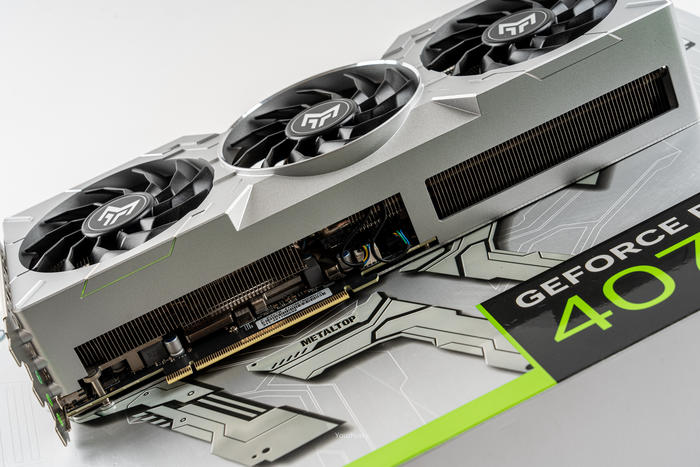 紧凑大白——Z790刀锋+影驰4070TI+机械大师C34PRO极地白装机展示