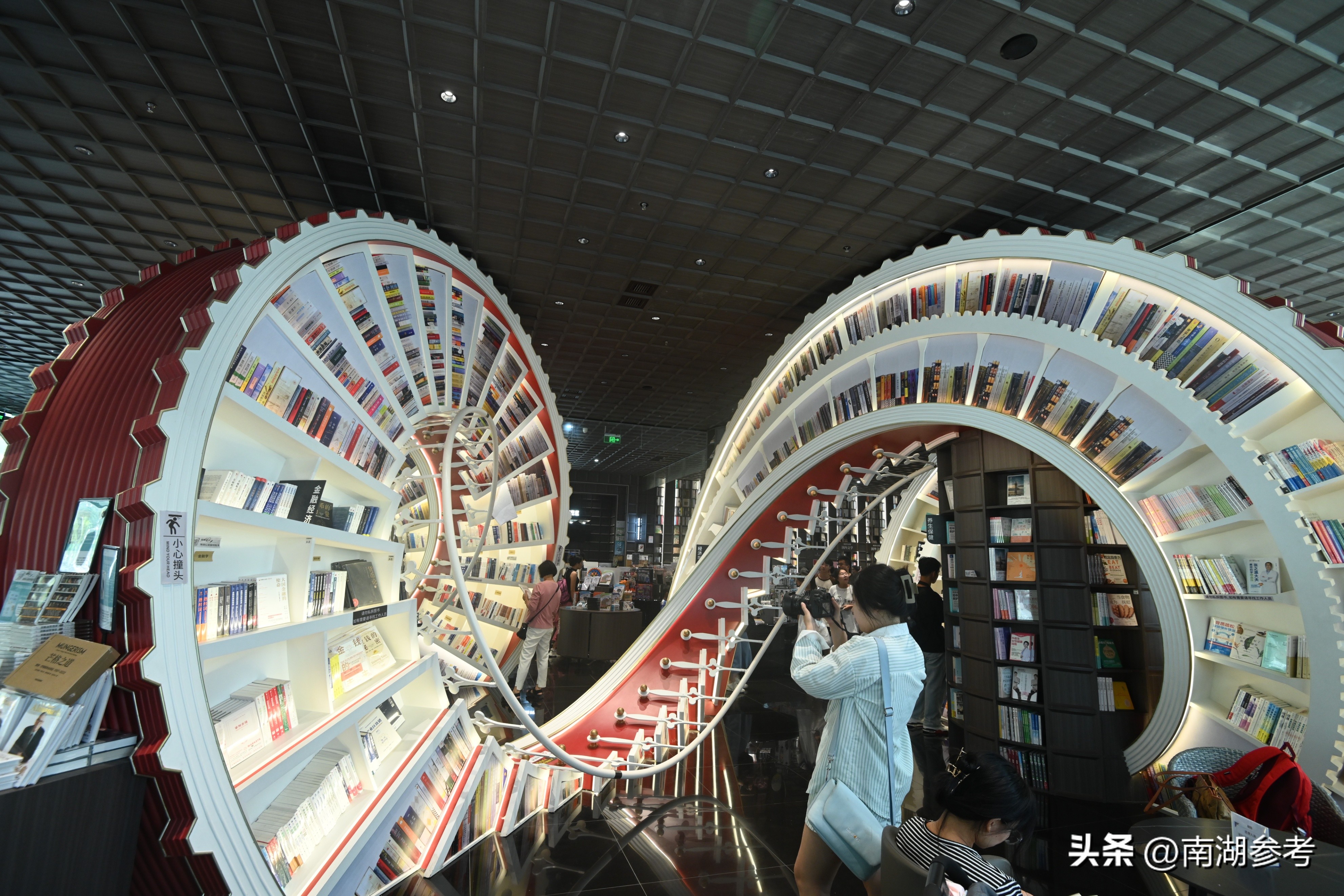 全球十大最美书店,全球最豪华书店