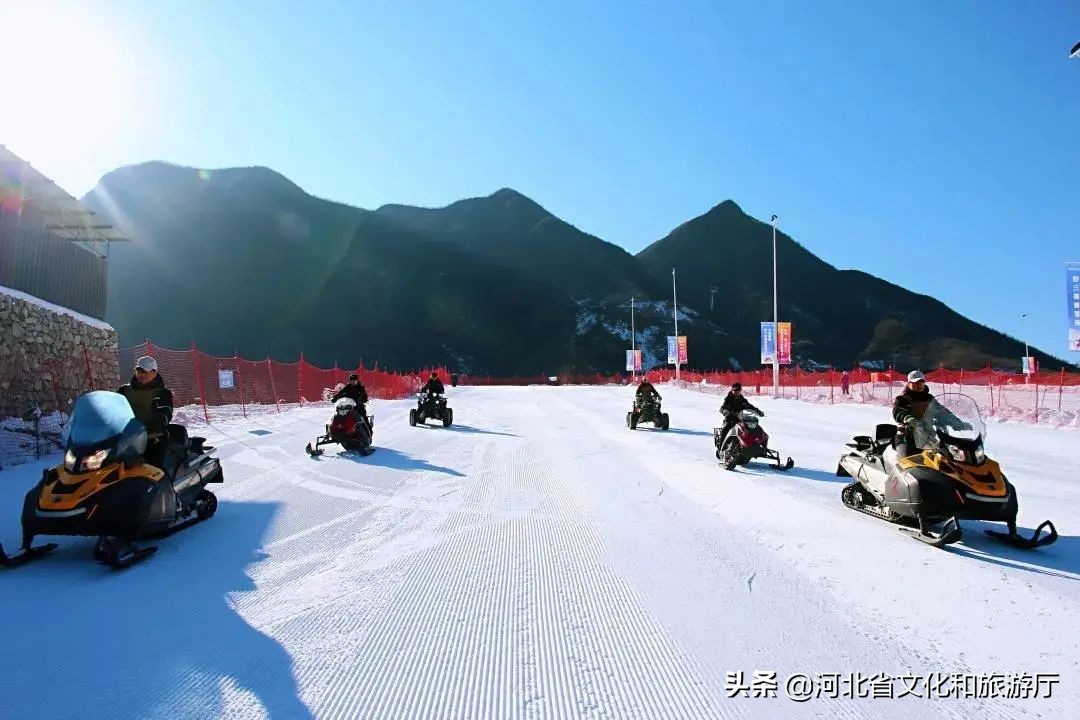 河北民俗村冰雪乐园,在冰雪乐园玩