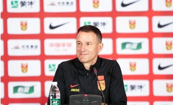 国足最弱队长,最弱的国足